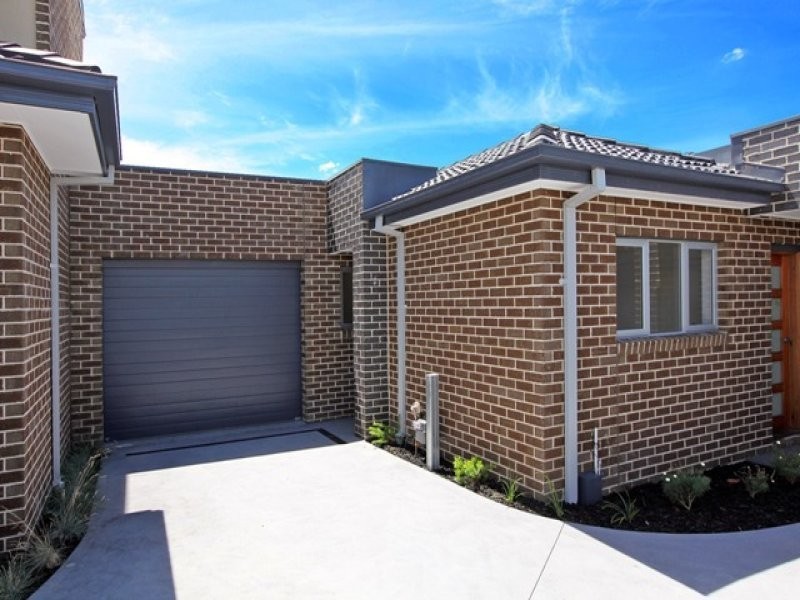 3/24 Charlton Crescent, Reservoir VIC 3073