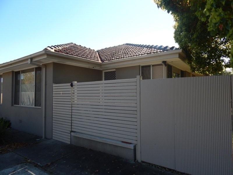 1/9 Asquith Street, Reservoir VIC 3073