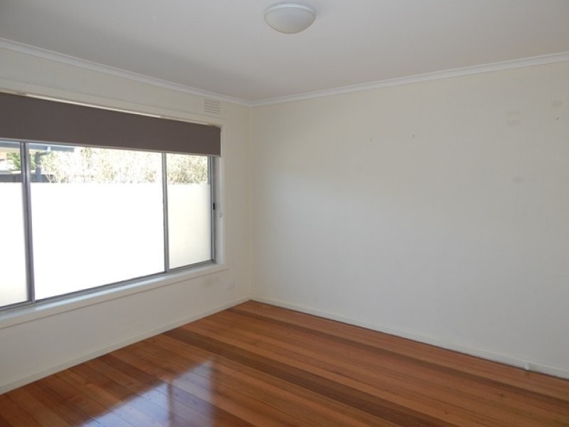 1/9 Asquith Street, Reservoir VIC 3073