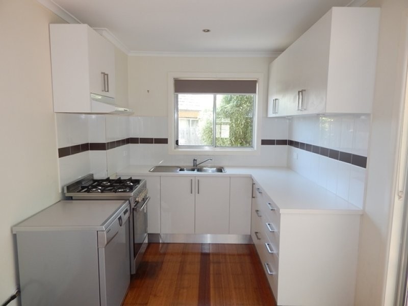 1/9 Asquith Street, Reservoir VIC 3073