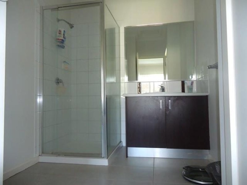 1/26 Barry Street, Reservoir VIC 3073