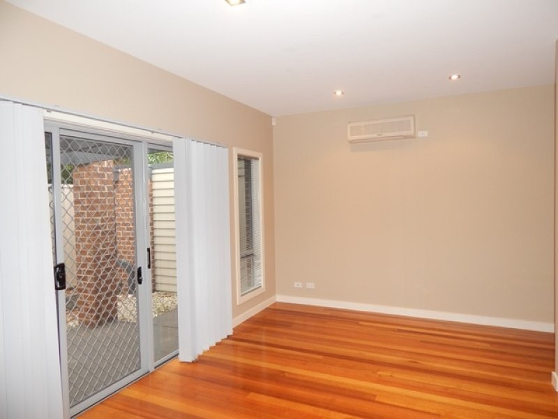 4/7 Asling Street, Preston VIC 3072