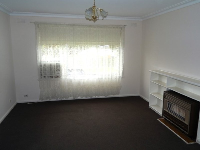 1/1 Frier Avenue, Reservoir VIC 3073