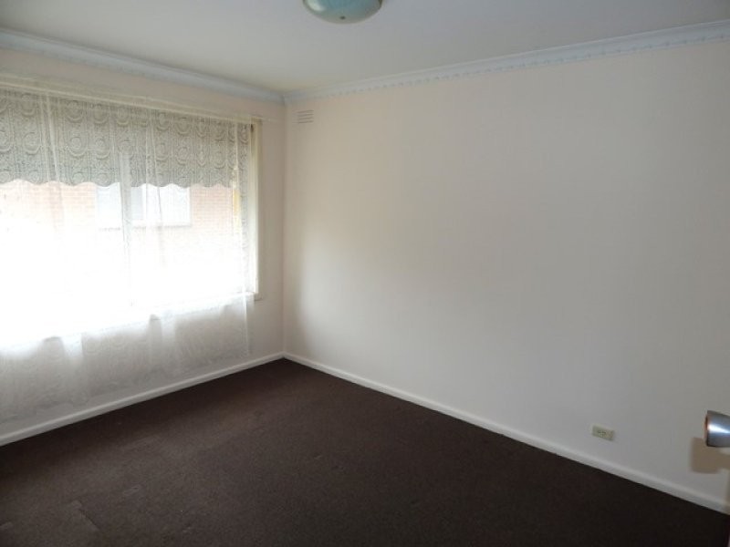 1/1 Frier Avenue, Reservoir VIC 3073