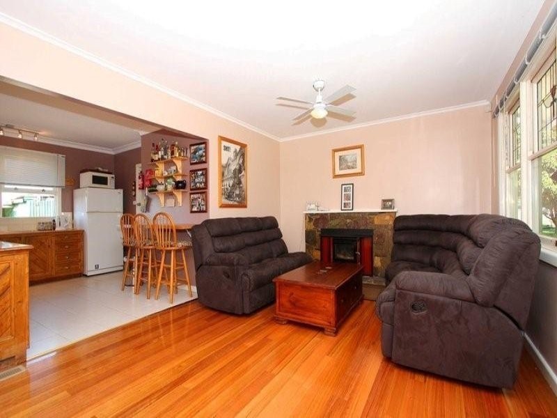 28 Strathmerton Street, Reservoir VIC 3073