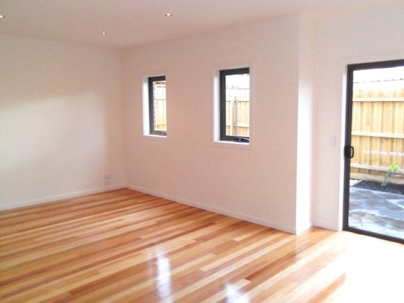 9 Donald Street, Preston VIC 3072