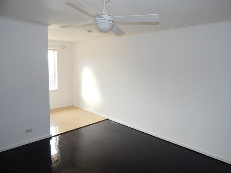 3/15 Loddon Avenue, Reservoir VIC 3073