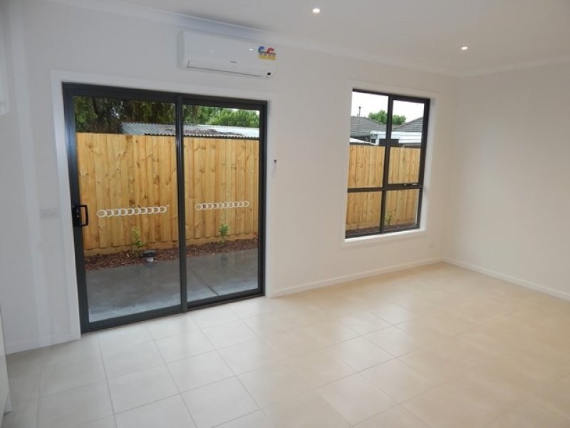 4/1 Clark Street, Reservoir VIC 3073