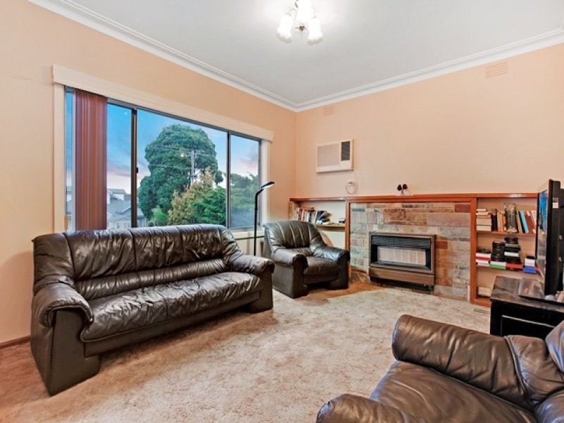 78 St Vigeons Road, Reservoir VIC 3073