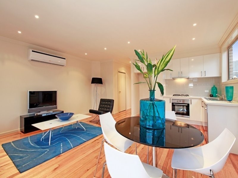 12/13 Elsey Road, Reservoir VIC 3073