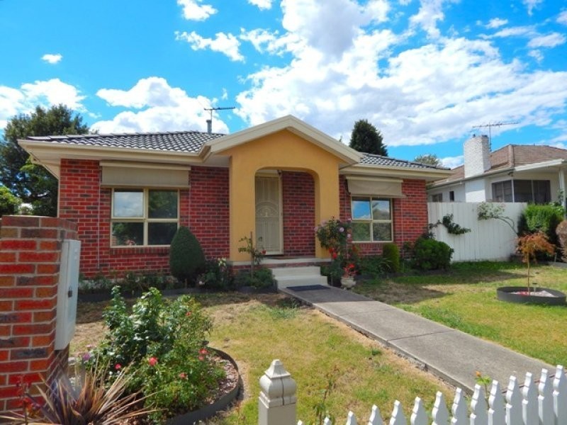 1/10 Miranda Road, Reservoir VIC 3073