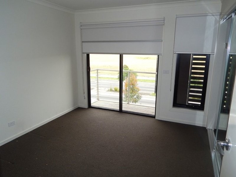 50 Little Windrock Lane, Craigieburn VIC 3064