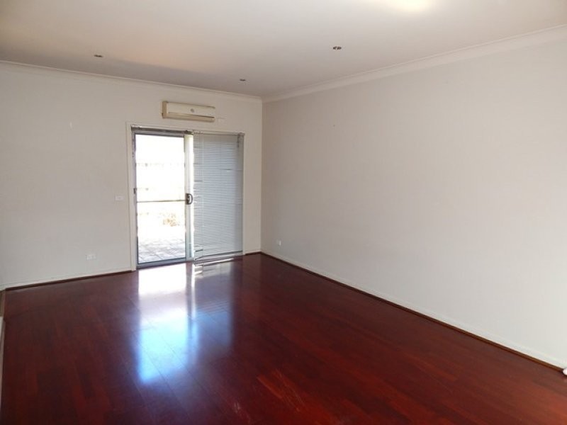 4/20 Jinghi Road, Reservoir VIC 3073