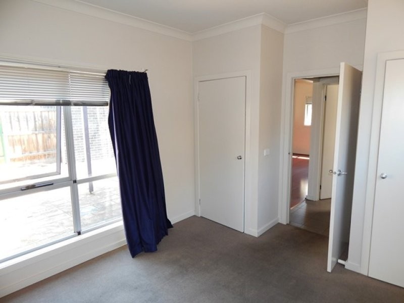 4/20 Jinghi Road, Reservoir VIC 3073