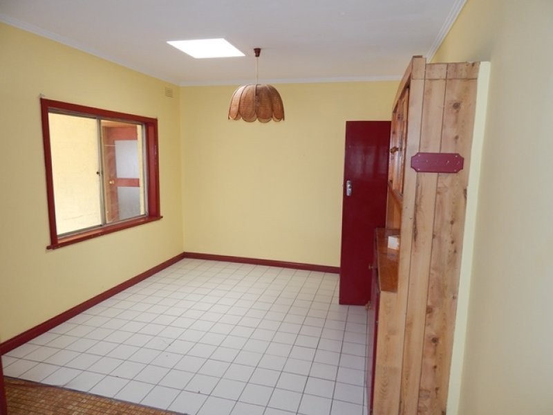 84 Arundel Avenue, Reservoir VIC 3073