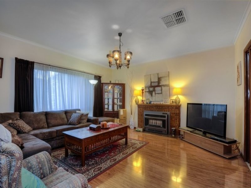 58 Dundee Street, Reservoir VIC 3073