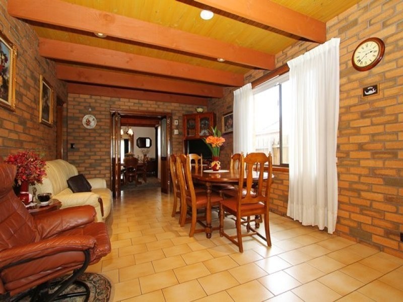 58 Dundee Street, Reservoir VIC 3073