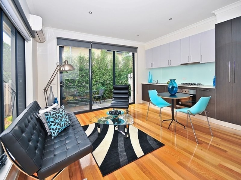 1/41 McMahon Road, Reservoir VIC 3073