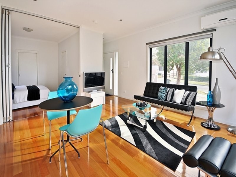 1/41 McMahon Road, Reservoir VIC 3073