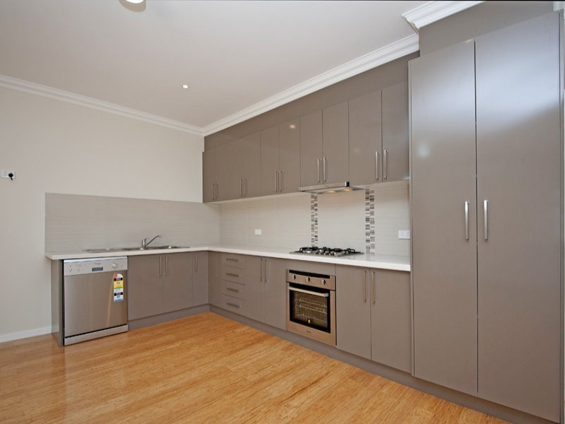 17 Wright Street, Reservoir VIC 3073