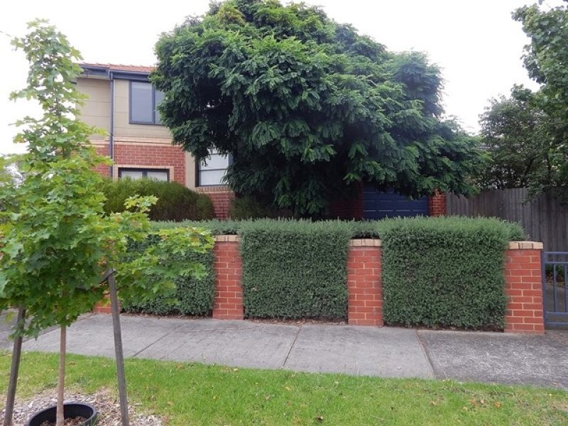 1/1 Home Street, Reservoir VIC 3073