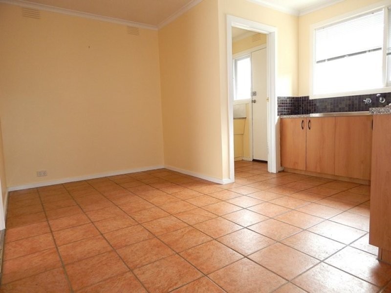 18/47 Rathcown Road, Reservoir VIC 3073