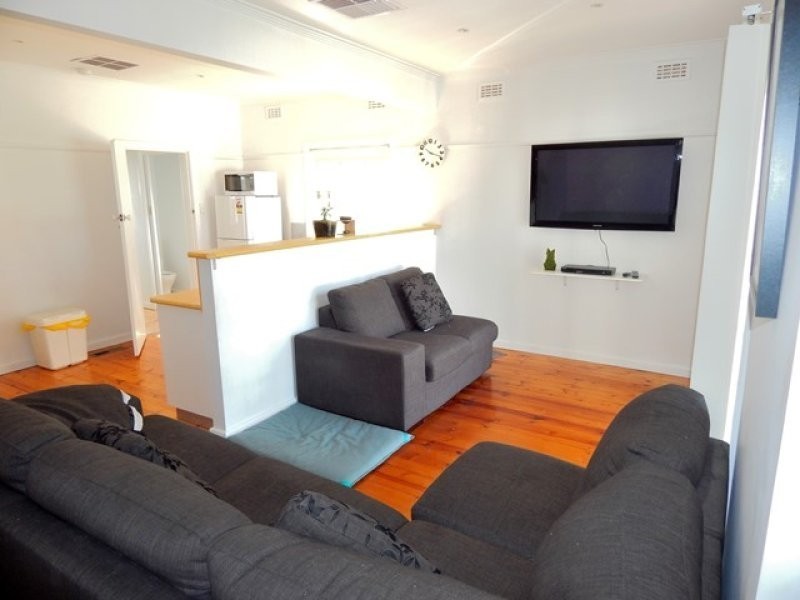 88 Liston Avenue, Reservoir VIC 3073