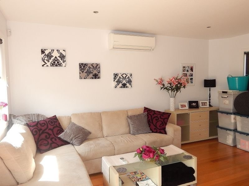 2/41 Kelsby Street, Reservoir VIC 3073