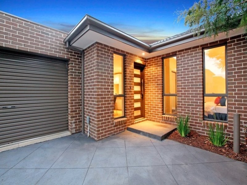 4/9 Jinghi Road, Reservoir VIC 3073