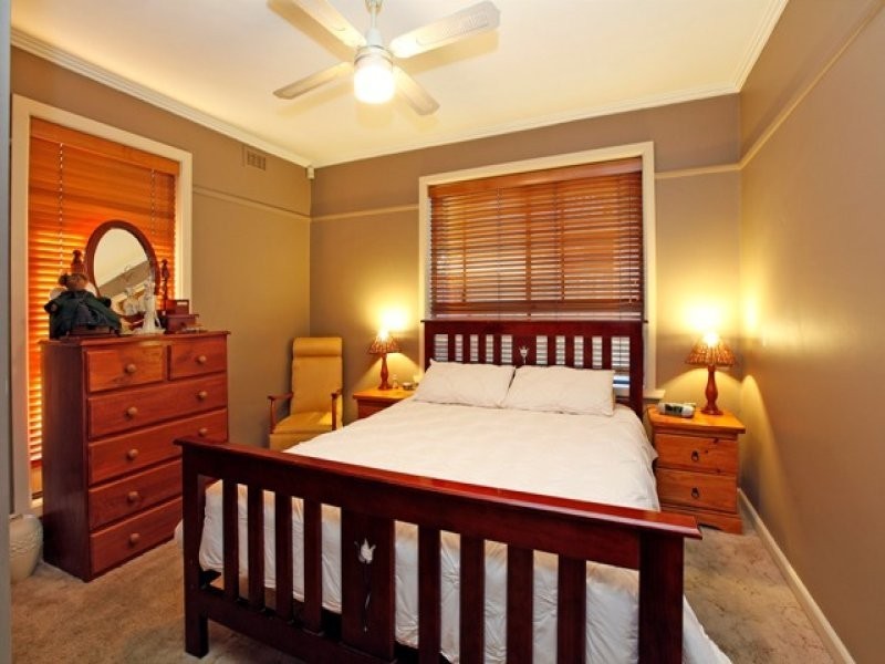 126 Boldrewood Parade, Reservoir VIC 3073