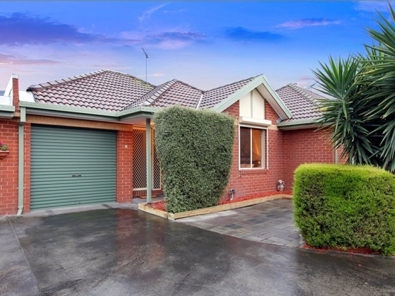 14/2A Crookston Road, Reservoir VIC 3073