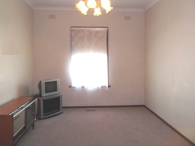 1/9 Byfield Street, Reservoir VIC 3073