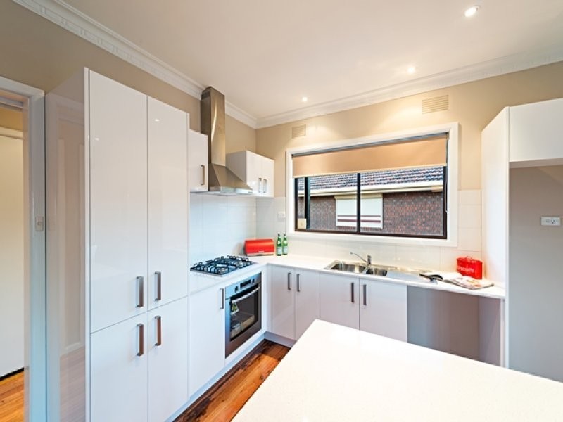 38 Bendigo Crescent, Thomastown VIC 3074