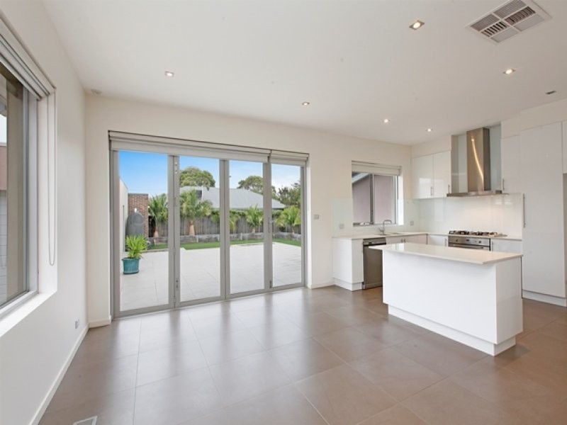 1 Academy Avenue, Reservoir VIC 3073