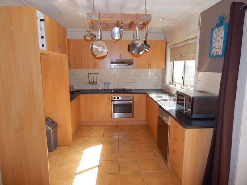 71B Cuthbert Road, Reservoir VIC 3073