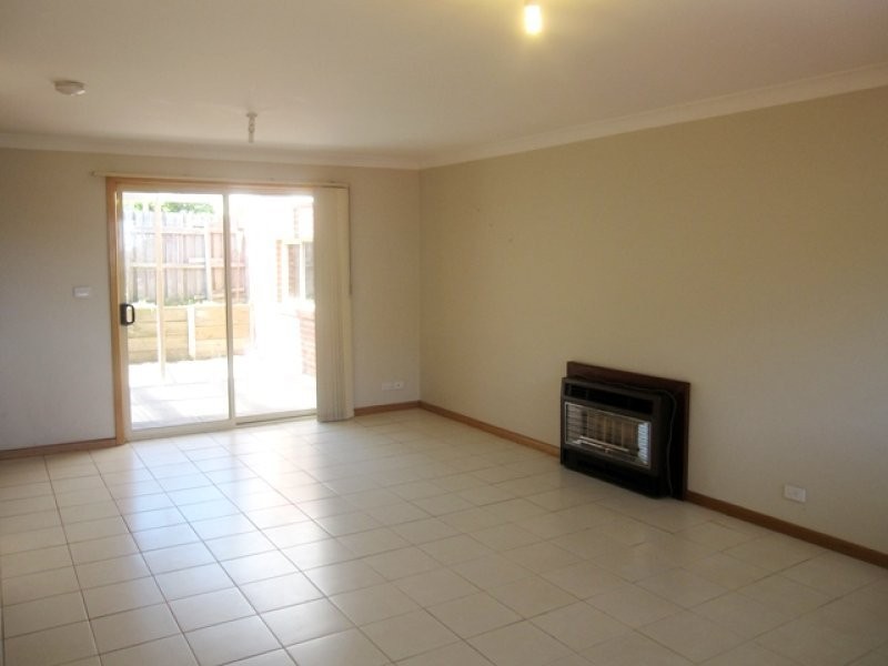 2/24 Nisbett Street, Reservoir VIC 3073