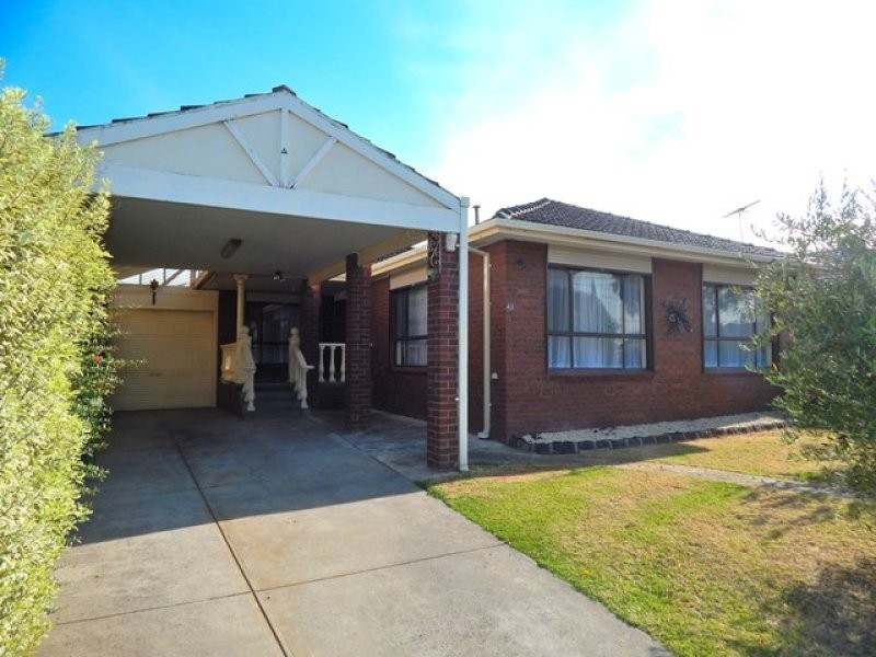 43 Moira Avenue, Reservoir VIC 3073