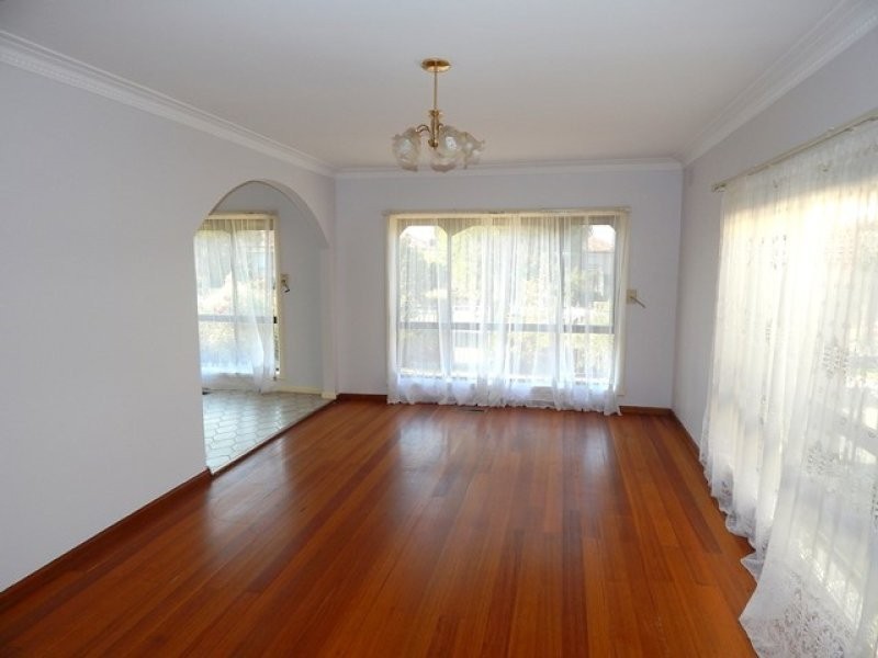 43 Moira Avenue, Reservoir VIC 3073