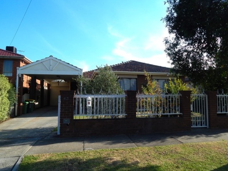 43 Moira Avenue, Reservoir VIC 3073