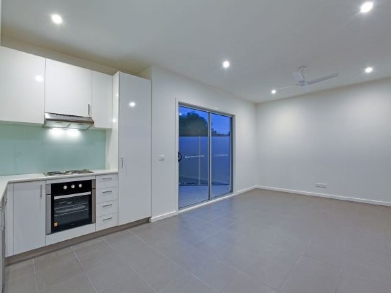 6/89 Purinuan Road, Reservoir VIC 3073