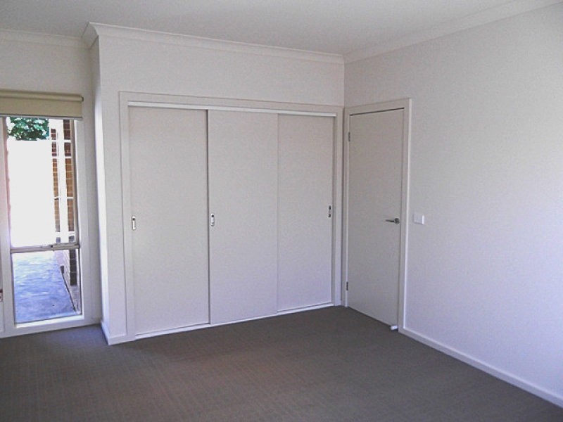 3/101 Whitelaw Street, Reservoir VIC 3073