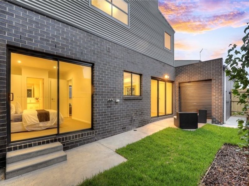 2/58 Marchant Avenue, Reservoir VIC 3073