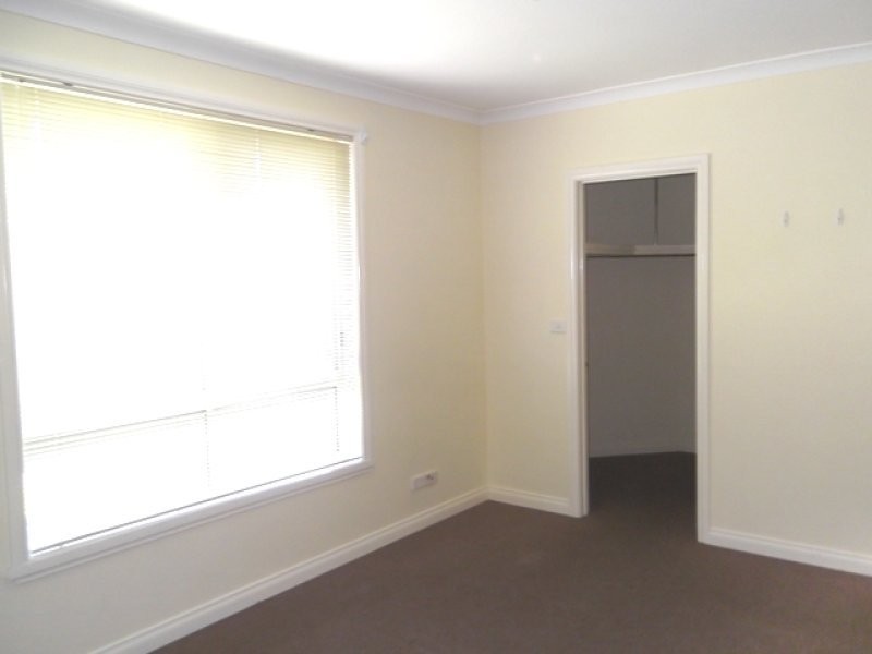 2/104 Miranda Road, Reservoir VIC 3073