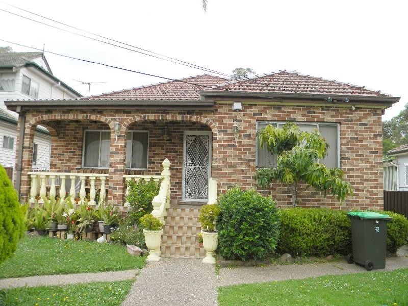 12  Iris Avenue, Riverwood NSW 2210