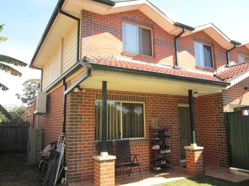4 / 1-3 KENNINGTON OVAL, Auburn NSW 2144