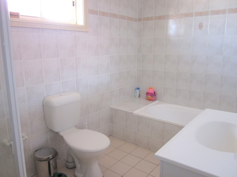 4 / 1-3 KENNINGTON OVAL, Auburn NSW 2144