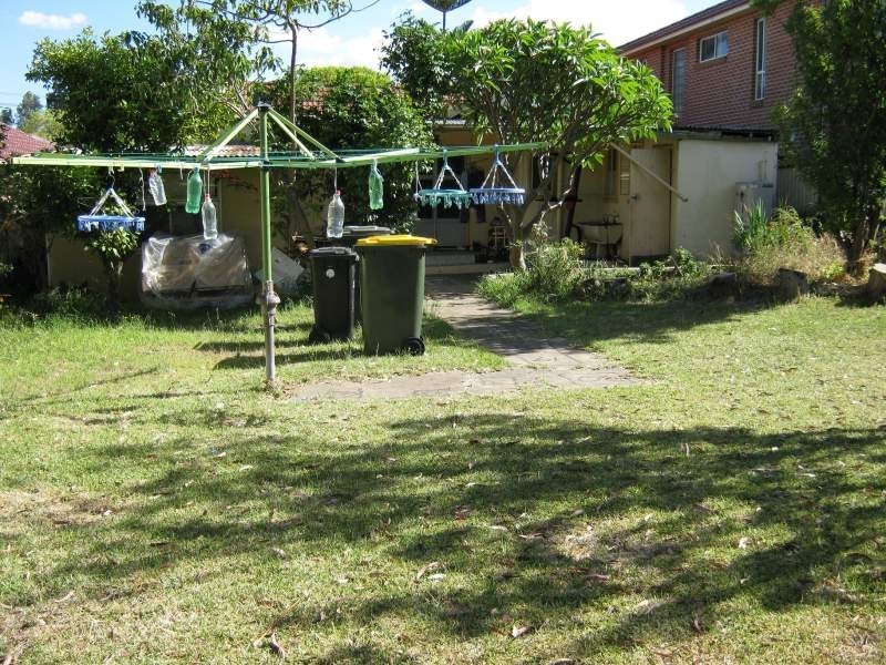 4 KENT STREET, Regents Park NSW 2143