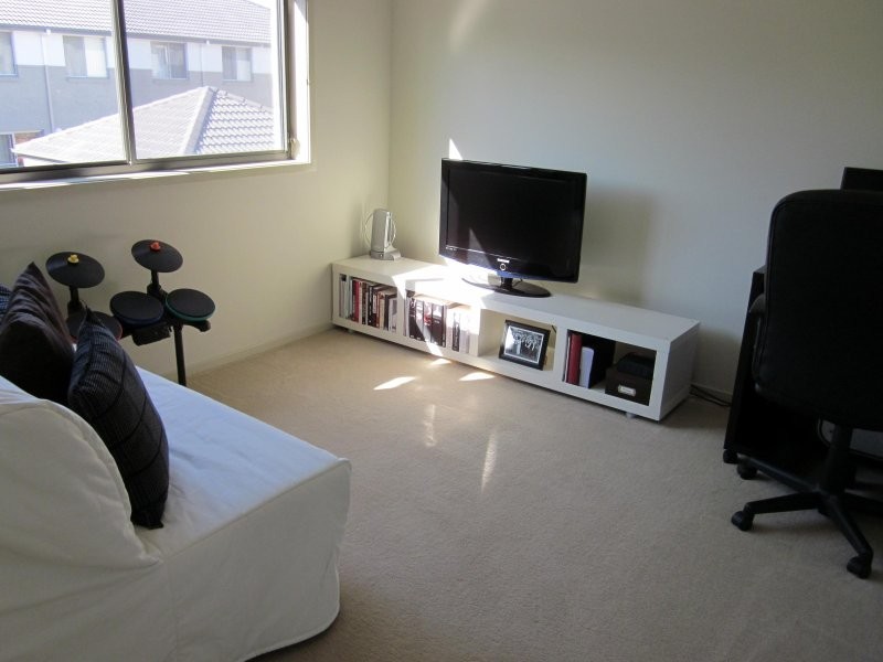 1 EMBERS WAY, Auburn NSW 2144