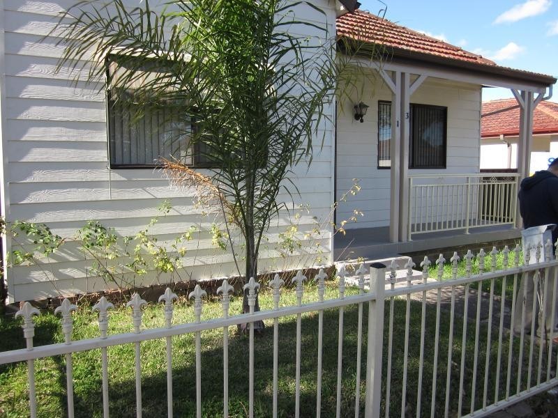 13 GRAHAM St, Auburn NSW 2144