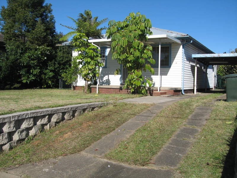 22 Station Road, Toongabbie NSW 2146